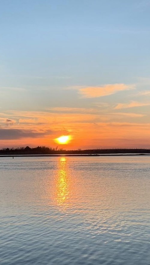 We made it friends! Here’s to longer days and more beautiful LBI sunsets! 
.
.
....