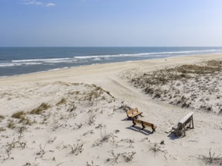 109 E 28TH ST LBI 012